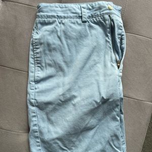 Vineyard vines light blue club shorts